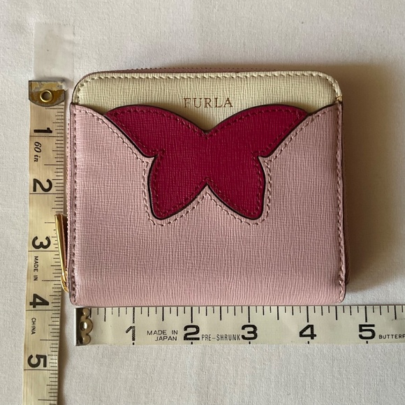 Furla Butterfly Small Zip Around Leather Wallet NWOT - Picture 4 of 14